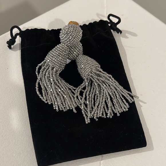 Oscar De La Renta Beaded Tassel Clip-On Drop Earrings - Picture 5 of 8